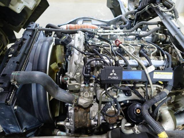 三菱ふそうキャンターアルミウイング小型（2t・3t）[写真24]