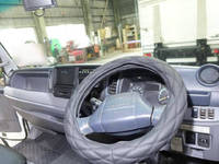 三菱ふそうキャンターアルミウイング小型（2t・3t）[写真34]