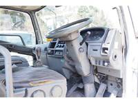 三菱ふそうファイタークレーン4段中型（4t）[写真35]