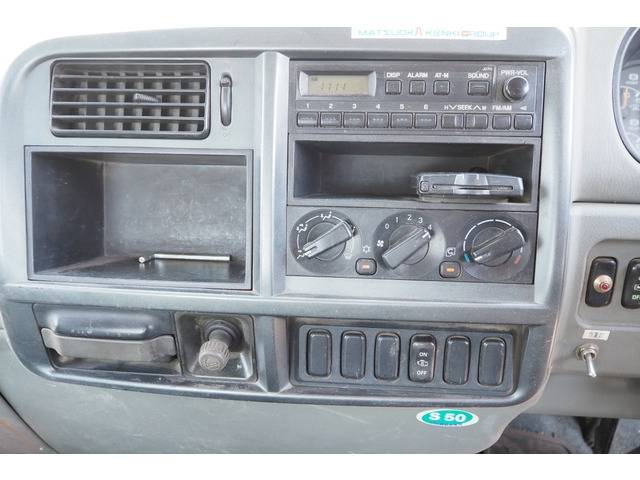 三菱ふそうファイタークレーン4段中型（4t）[写真37]