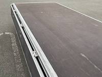 トヨタトヨエース平ボディ小型（2t・3t）[写真10]