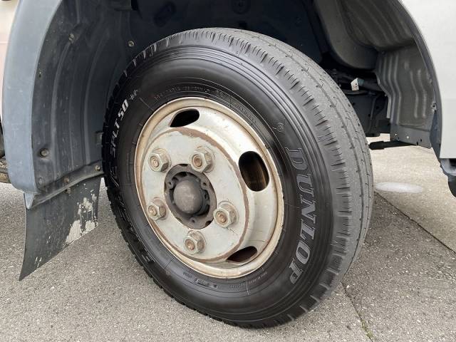 トヨタトヨエース平ボディ小型（2t・3t）[写真22]