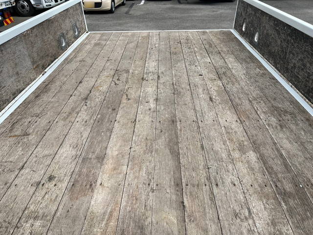 日野デュトロクレーン4段小型（2t・3t）[写真10]