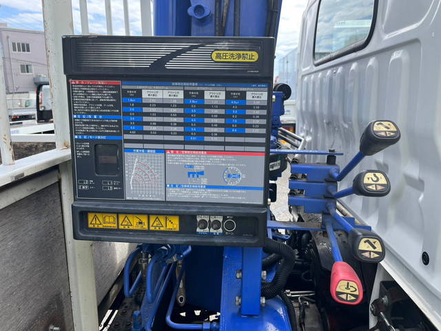 日野デュトロクレーン4段小型（2t・3t）[写真13]