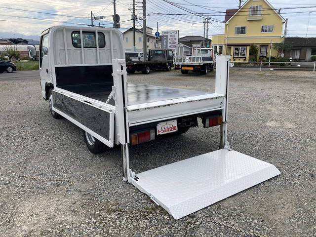 いすゞエルフ平ボディ小型（2t・3t）[写真12]