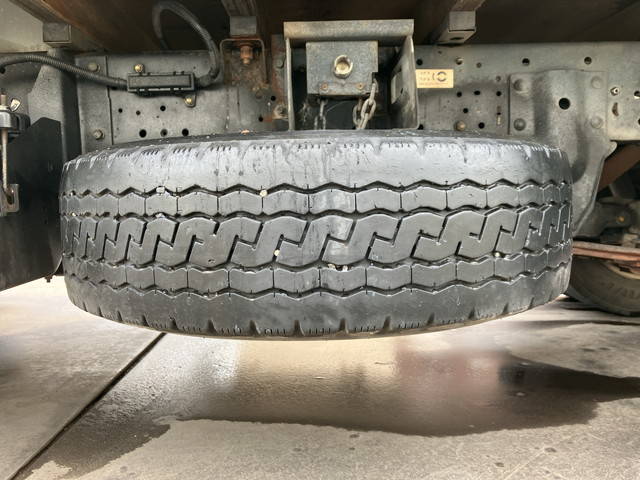 いすゞエルフ平ボディ小型（2t・3t）[写真23]