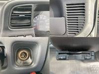 いすゞエルフ平ボディ小型（2t・3t）[写真38]