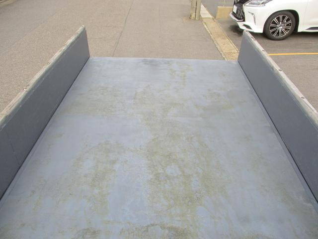 トヨタダイナ平ボディ小型（2t・3t）[写真09]