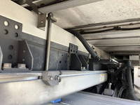 日野レンジャー冷凍車（冷蔵車）中型（4t）[写真24]