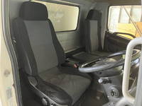 日野レンジャー冷凍車（冷蔵車）中型（4t）[写真32]