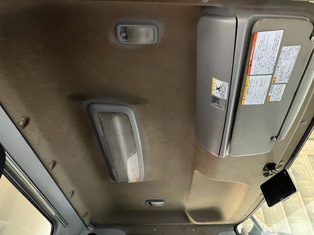 日野レンジャー冷凍車（冷蔵車）中型（4t）[写真33]