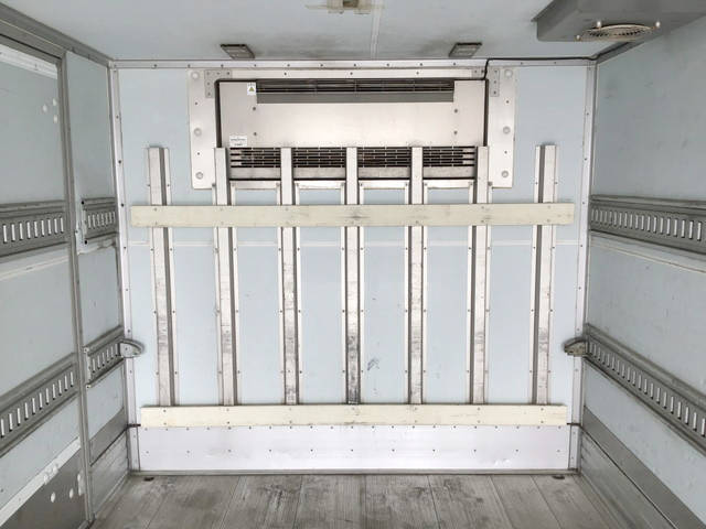 日野レンジャー冷凍車（冷蔵車）中型（4t）[写真15]