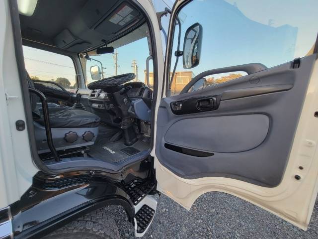 日野レンジャークレーン4段増トン（6t・8t）[写真32]