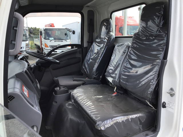 いすゞエルフ平ボディ小型（2t・3t）[写真33]