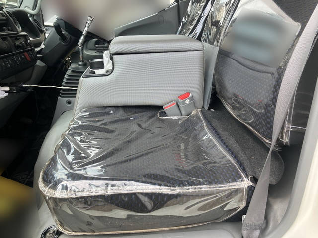 日野デュトロクレーン4段小型（2t・3t）[写真31]