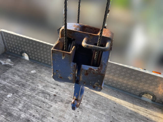 三菱ふそうキャンタークレーン4段小型（2t・3t）[写真17]