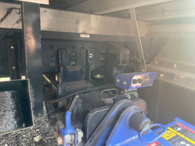 三菱ふそうキャンタークレーン4段小型（2t・3t）[写真20]