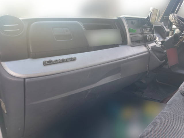 三菱ふそうキャンタークレーン4段小型（2t・3t）[写真28]