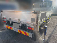 三菱ふそうキャンタークレーン4段小型（2t・3t）[写真04]