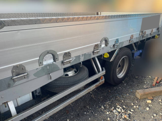 三菱ふそうキャンタークレーン4段小型（2t・3t）[写真09]