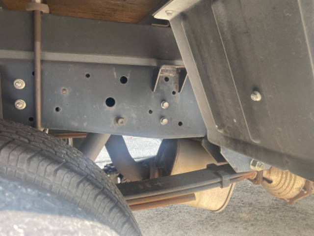 いすゞエルフカーテン車小型（2t・3t）[写真15]