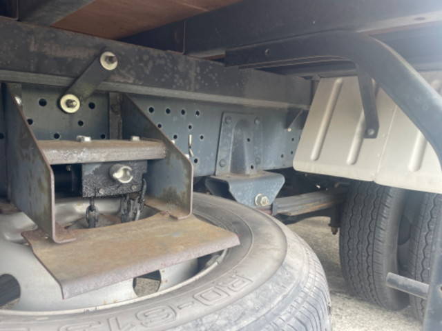 いすゞエルフカーテン車小型（2t・3t）[写真16]