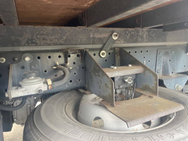 いすゞエルフカーテン車小型（2t・3t）[写真17]