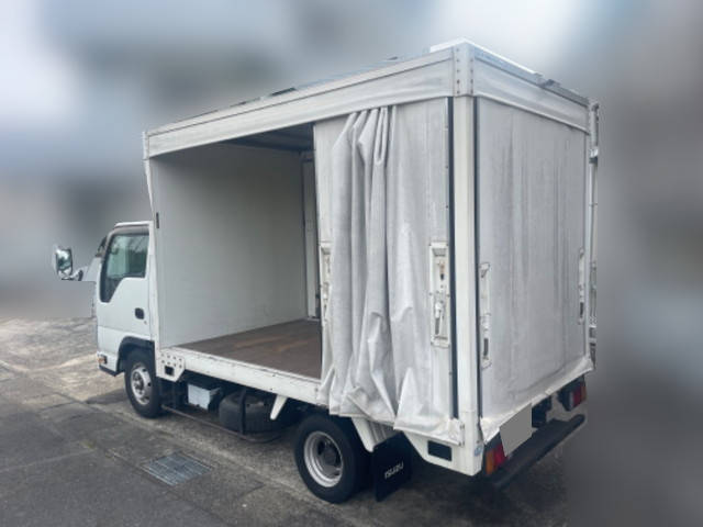 いすゞエルフカーテン車小型（2t・3t）[写真03]