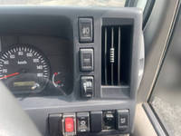 いすゞエルフカーテン車小型（2t・3t）[写真30]