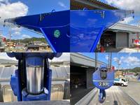 UDトラックスクオンクレーン4段大型（10t）[写真19]