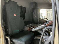 UDトラックスクオンクレーン4段大型（10t）[写真31]