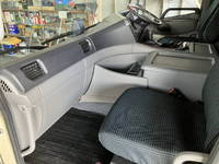 UDトラックスクオンクレーン4段大型（10t）[写真32]