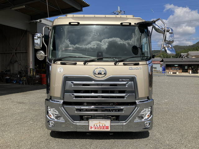 UDトラックスクオンクレーン4段大型（10t）[写真09]