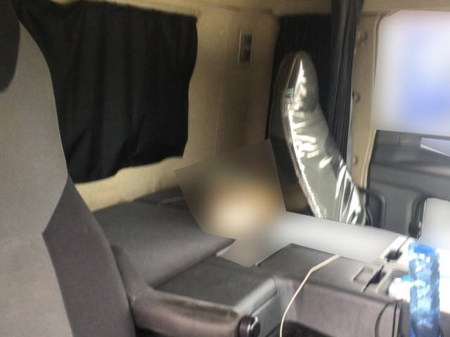 三菱ふそうスーパーグレートパネルウイング大型（10t）[写真24]