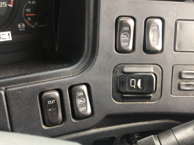 三菱ふそうスーパーグレートパネルウイング大型（10t）[写真29]