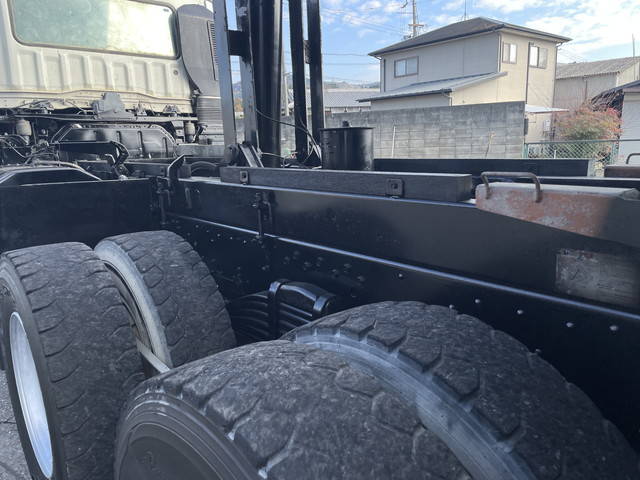三菱ふそうスーパーグレートダンプ大型（10t）[写真19]