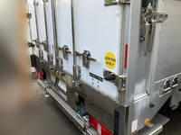 三菱ふそうスーパーグレートアルミウイング大型（10t）[写真02]