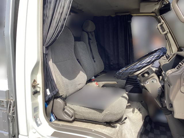 いすゞエルフアルミブロック小型（2t・3t）[写真21]