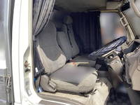 いすゞエルフアルミブロック小型（2t・3t）[写真21]