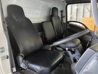 いすゞエルフアルミバン小型（2t・3t）[写真29]