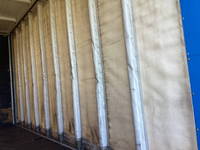 いすゞエルフカーテン車小型（2t・3t）[写真10]