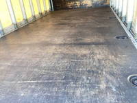 いすゞエルフカーテン車小型（2t・3t）[写真11]