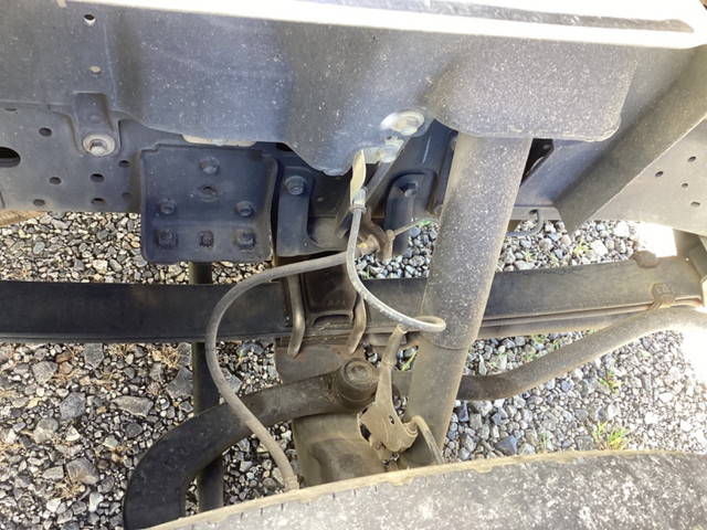 いすゞエルフカーテン車小型（2t・3t）[写真13]