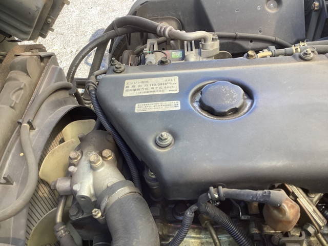 いすゞエルフカーテン車小型（2t・3t）[写真17]