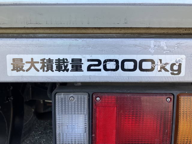 マツダタイタン冷凍車（冷蔵車）小型（2t・3t）[写真11]