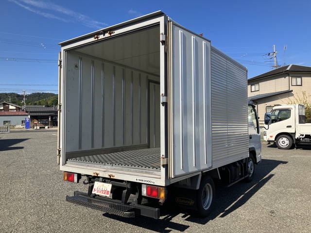 マツダタイタン冷凍車（冷蔵車）小型（2t・3t）[写真13]