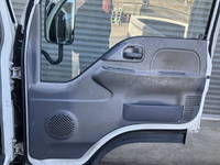 マツダタイタン冷凍車（冷蔵車）小型（2t・3t）[写真28]