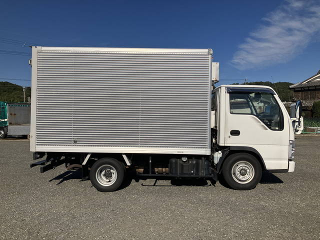 マツダタイタン冷凍車（冷蔵車）小型（2t・3t）[写真07]