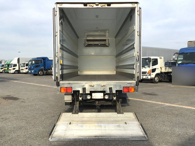 日野レンジャー冷凍車（冷蔵車）中型（4t）[写真11]