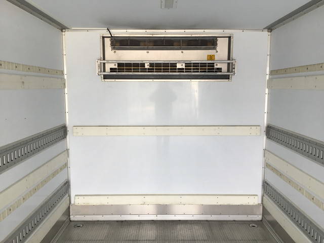 日野レンジャー冷凍車（冷蔵車）中型（4t）[写真14]